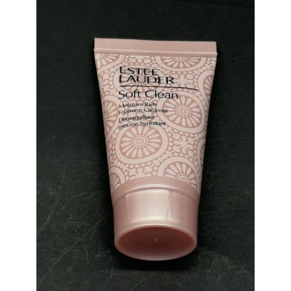 Estee Lauder Soft Clean Foaming Cleanser Moisture Rich 1Fl Oz.